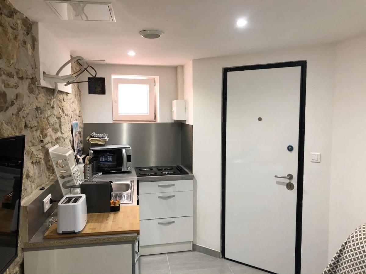 Les Olives Wifi Netflix Appart-Hotel-Provence La Fare-les-Oliviers Exterior foto